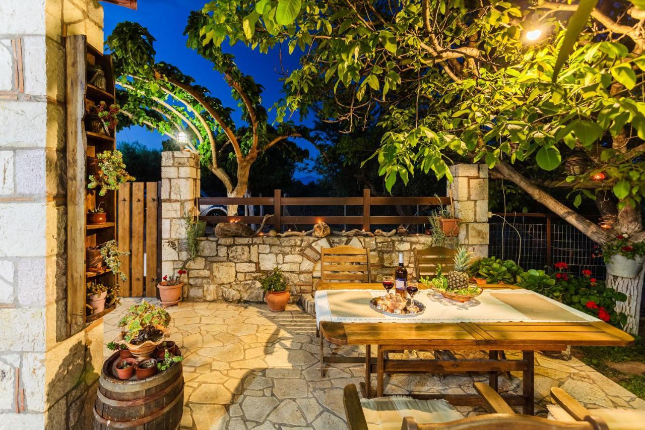 Petalidi Olive Garden Stone House Near The Beach Luaran gambar