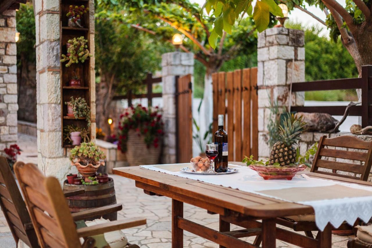Petalidi Olive Garden Stone House Near The Beach Luaran gambar